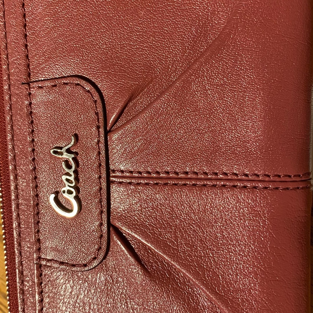 COACH WALLET.